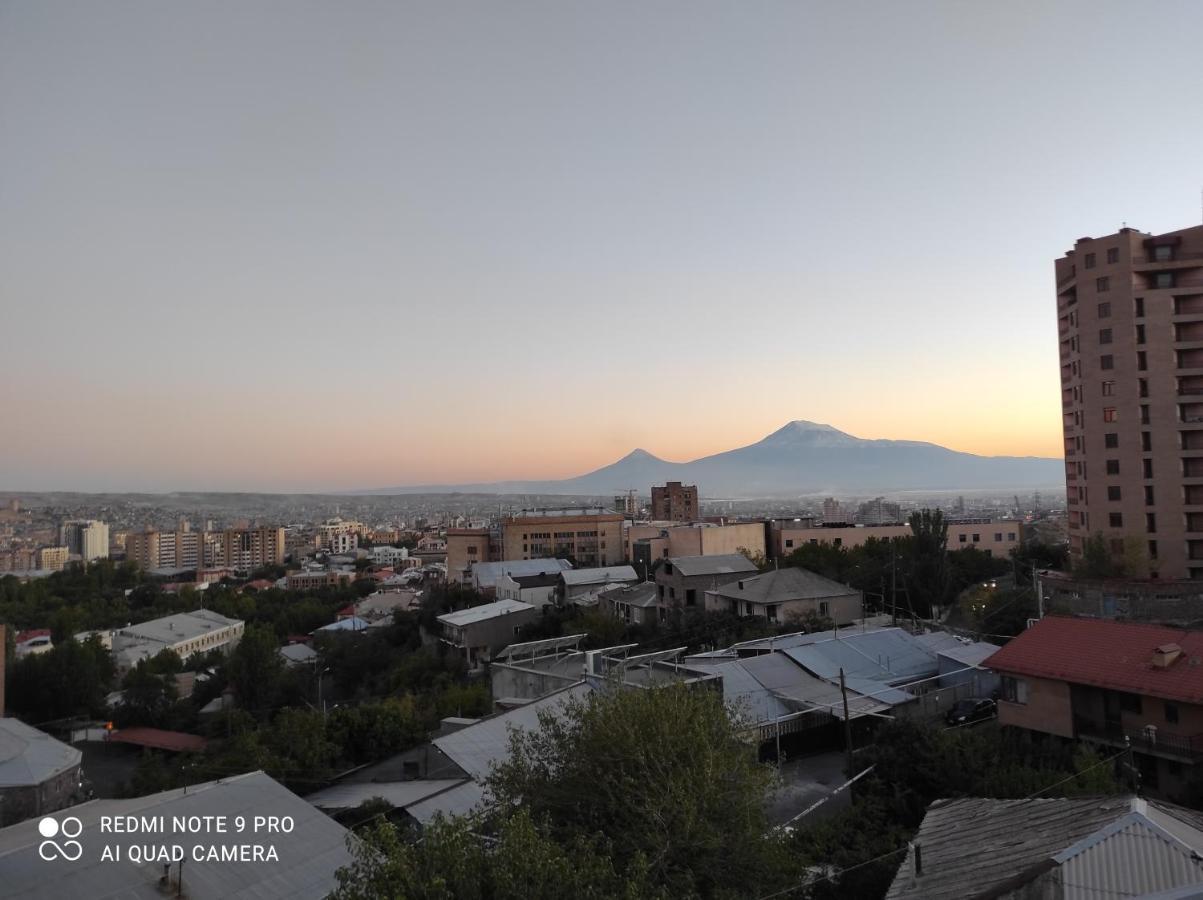 Homestay At City Center Yerevan Luaran gambar