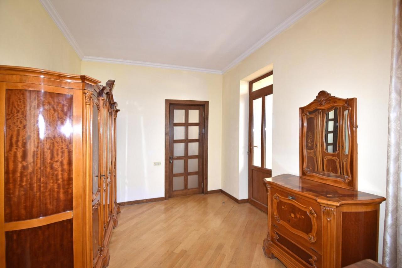 Homestay At City Center Yerevan Luaran gambar