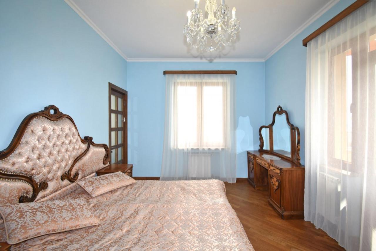 Homestay At City Center Yerevan Luaran gambar