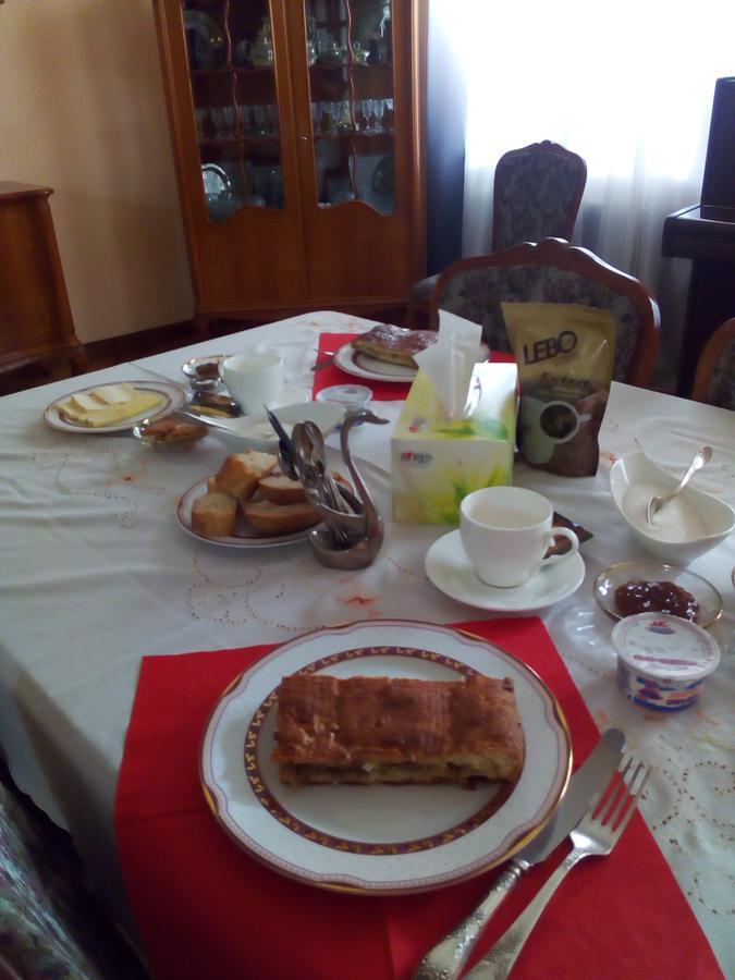 Homestay At City Center Yerevan Luaran gambar